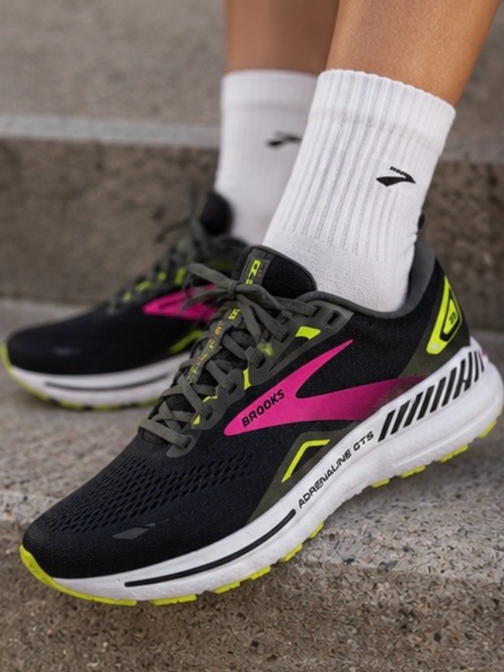 Brooks Adrenaline GTS 23 running shoes women’s size 9 black pink lime green